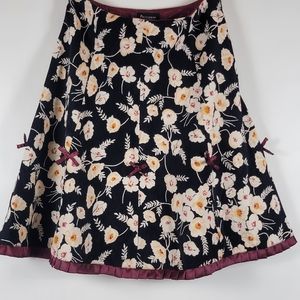 Persaman New York Black w/ Floral Print Corduroy High Waisted Skirt, EUC, sz 12